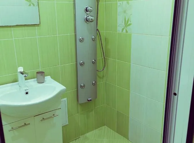 Alexander * קיוסטנדיל